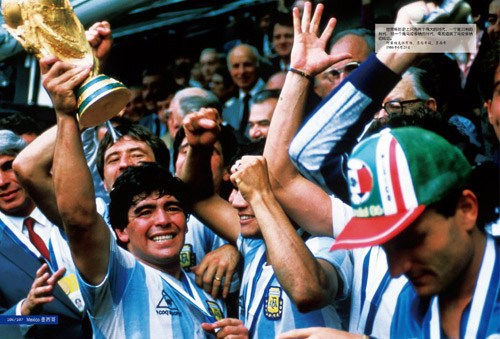 《盛宴》——1930-2010世界杯足球賽精彩圖集(組圖)